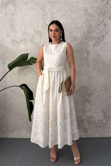 Bej Beli Büzgülü Kuşaklı Elbise
