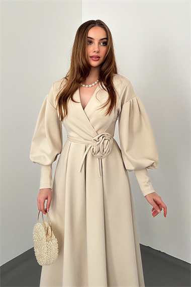 Bej Gül Detaylı Scuba Elbise