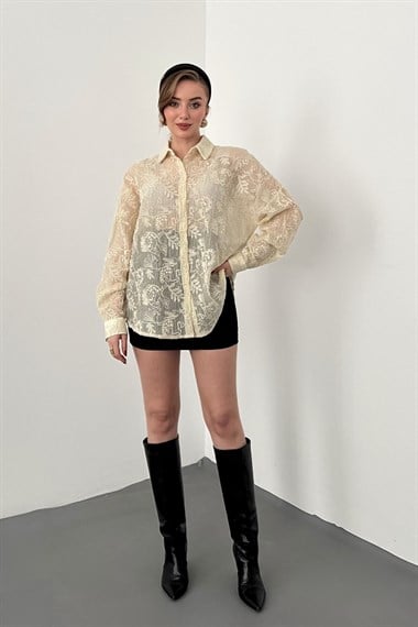 Bej Nakış İşlemeli Oversize Gömlek