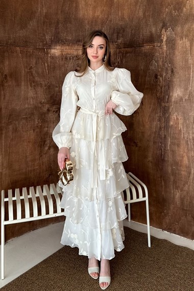 Bej Volanlı Kat Kat Elbise