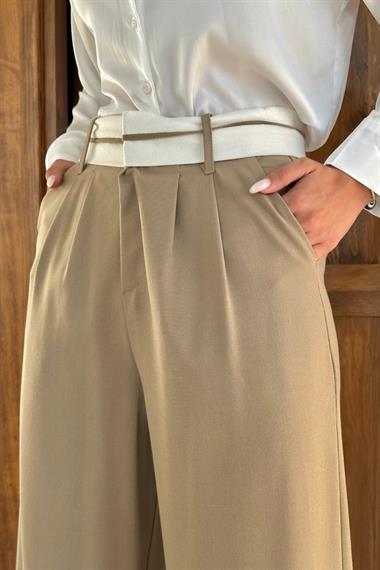 Bel Detaylı Pantolon
