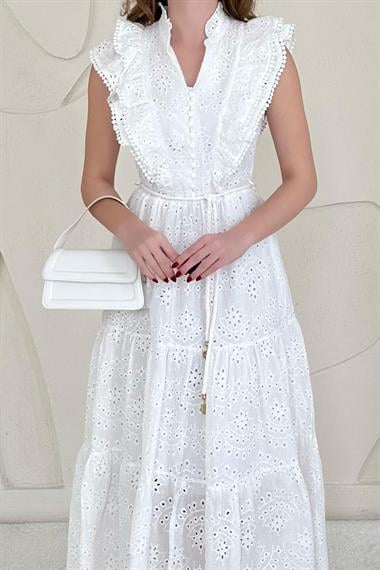 Beyaz Fırfırlı Düğmeli Elbise