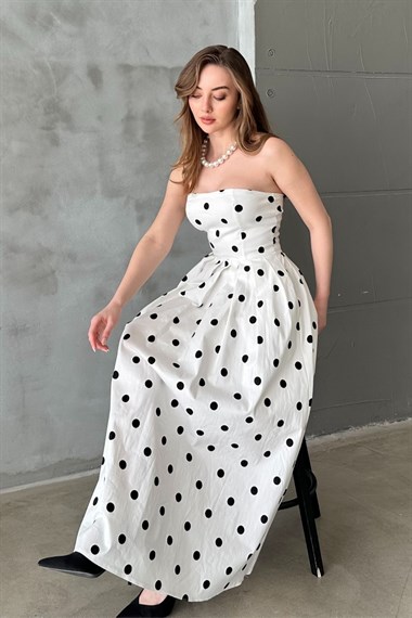 Beyaz Puantiyeli Elbise