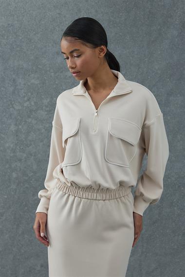 Bej Biyeli Sweatshirt ve Etek Takım