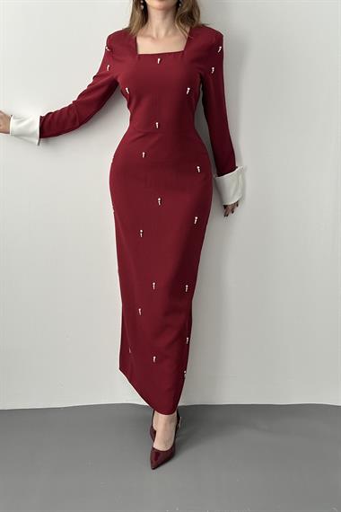 Bordo Beyaz Manşet Detaylı İncili Elbise