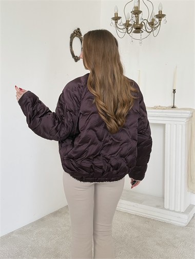 Bordo Dikiş Detaylı Mont