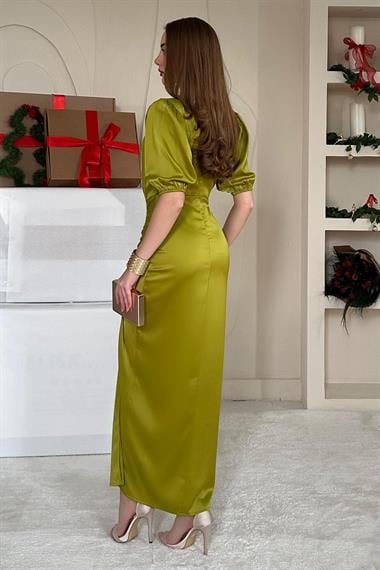 Büzgülü Saten Elbise