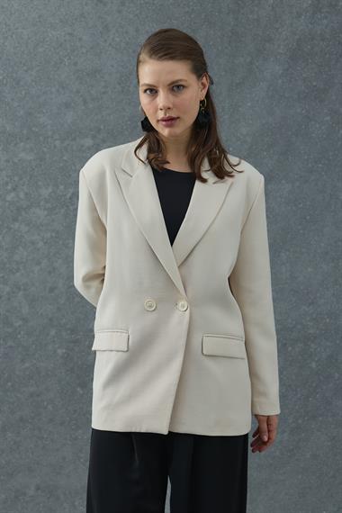 Bej Cep Detaylı Düğmeli Blazer Ceket