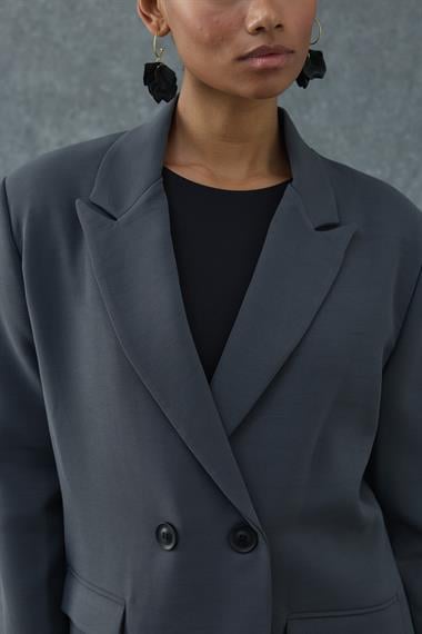 Füme Cep Detaylı Düğmeli Blazer Ceket