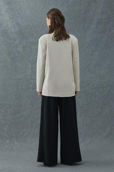 Bej Cep Detaylı Düğmeli Blazer Ceket