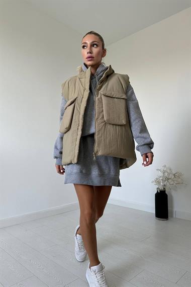 Bej Cepli ve Çıtçıtlı Şişme Yelek