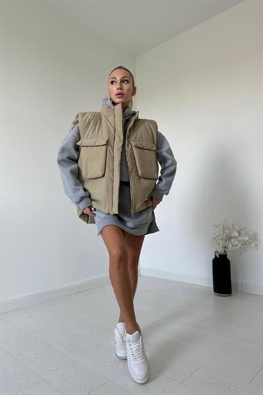 Bej Cepli ve Çıtçıtlı Şişme Yelek