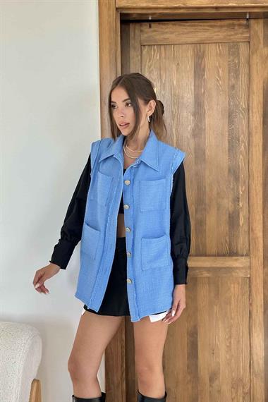 Mavi Cepli ve Düğmeli Yelek
