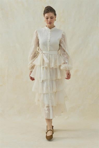 Bej Çiçek Nakış Detaylı Kat Kat Şifon Elbise