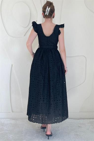 Siyah Dantel Detaylı Kemerli Brode Elbise