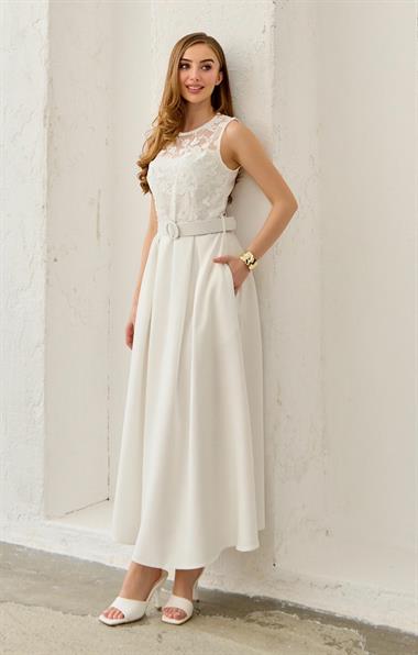 Beyaz Halter Kol Dantel Detaylı Kemerli Elbise