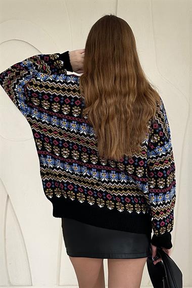 Siyah Desenli Triko Kazak