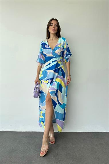 Desenli Yırtmaçlı Elbise
