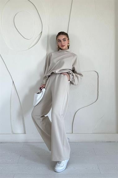 Bej Dik Yaka Eşofman Takım