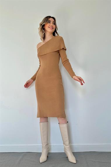 Düşük Omuz Mini Triko Elbise