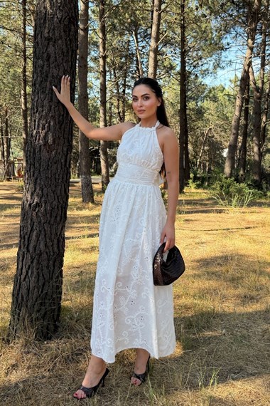 Ekru Boyundan Bağlamalı Elbise