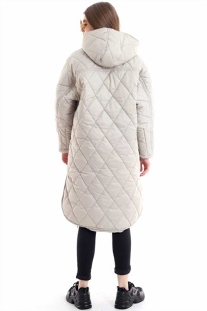 Beyaz Baklava Desen Şişme Mont