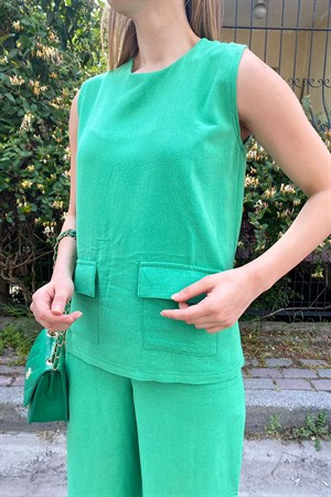 Yeşil Bluz ve Pantolon Takım