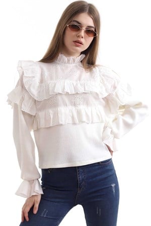 Beyaz Brodeli Kat Kat Bluz