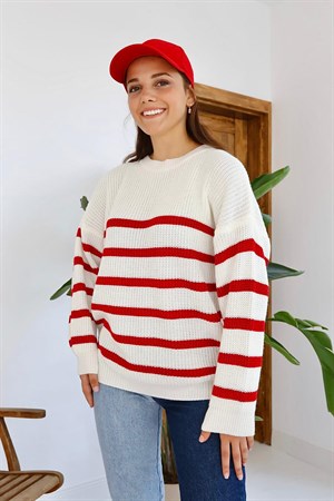 Kırmızı Çizgili Triko Kazak