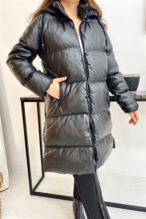 Siyah Deri Şişme Mont