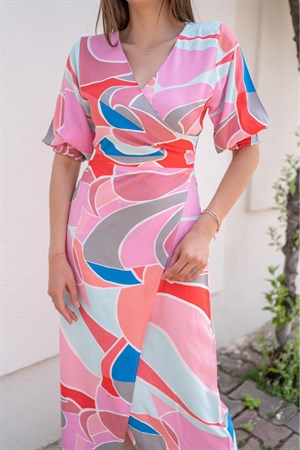 Desenli Yırtmaçlı Elbise