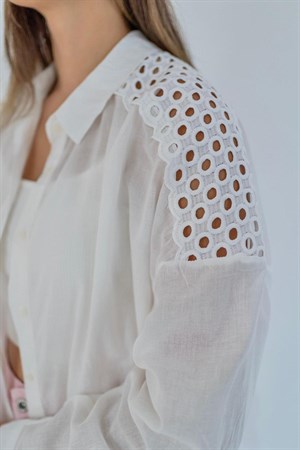 Shirt with Lace Detail on the Shoulder