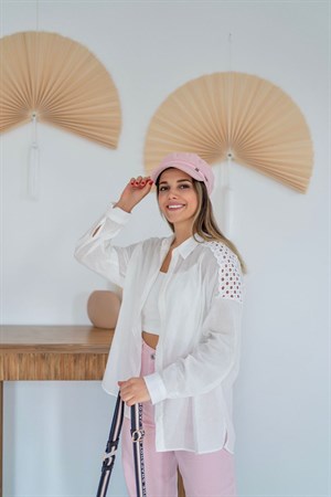 Shirt with Lace Detail on the Shoulder