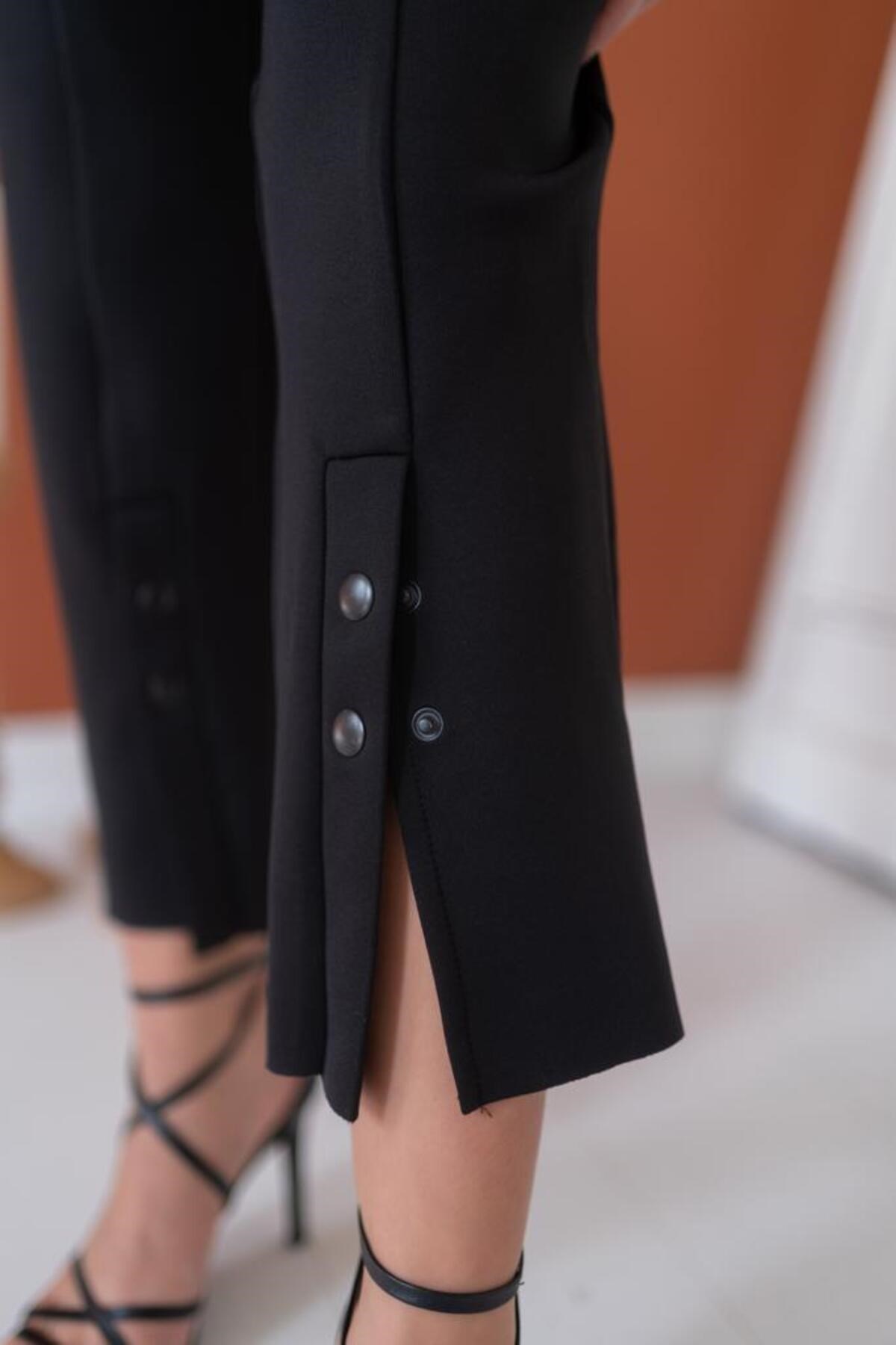 Paça Çıt Çıt Detay Scuba Pantolon