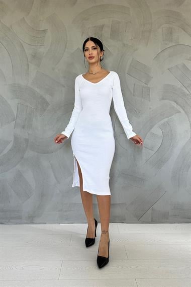 Eteği Yırtmaçlı Triko Elbise