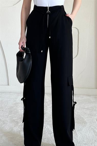 Önden Fermuarlı Cep Detaylı Pantolon