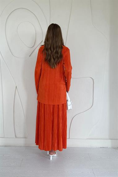 Turuncu Fitilli Gömlek ve Uzun Etek Takım