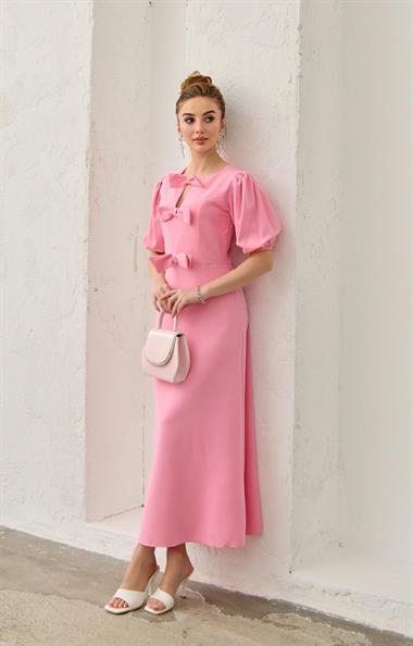 Pembe Fiyonk Detaylı  Midi Elbise
