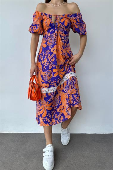 Turuncu Göğüsten Bağlamalı Elbise