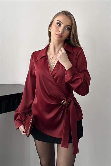 Bordo Gold Aksesuar Detaylı Saten Bluz