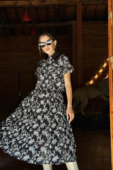 Siyah Gömlek ve Etek Takım