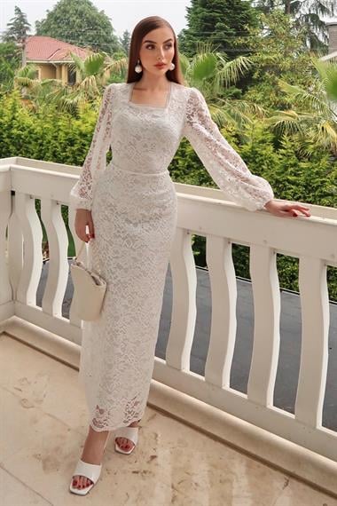 Beyaz Güpür Detaylı Dantel Elbise