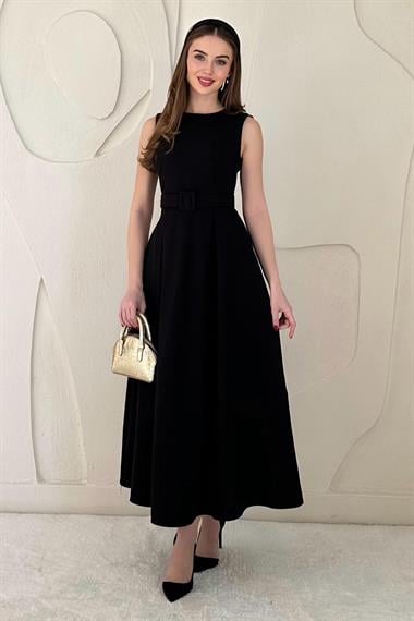 Siyah Halter Yaka Kloş Elbise