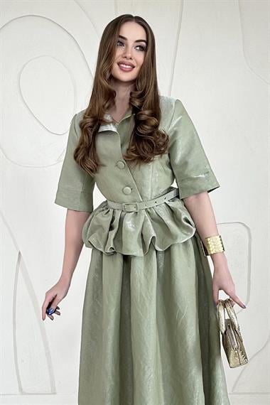 Yeşil İnce Kemer Detaylı Fıfırlı Ceket Etek Takım