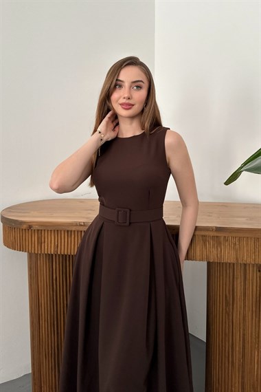 Kahve Halter Yaka Kloş Elbise