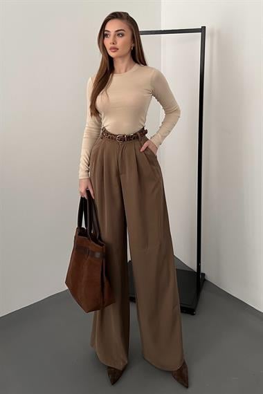 Kahverengi Pileli Comfort Pantolon