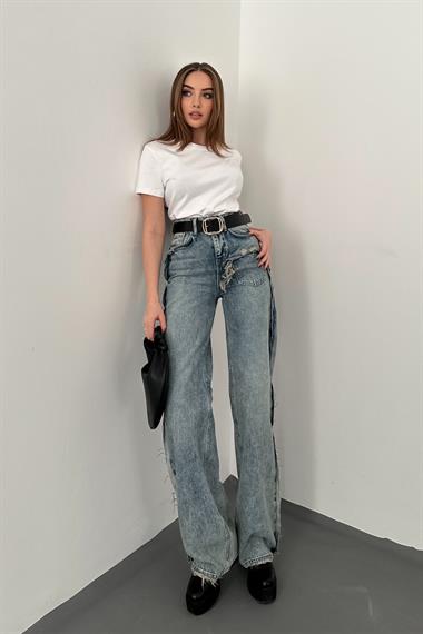 Kar Yıkama Yan Yırtmaçlı Jeans Pantolon