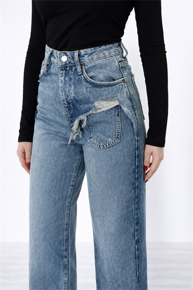 Side Slit Jeans