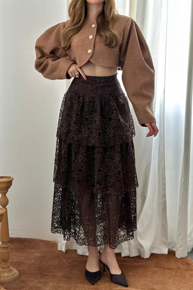 Kat Kat Detaylı Astarlı Dantel Etek