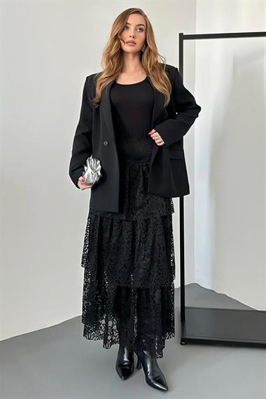 Kat Kat Detaylı Astarlı Dantel Etek